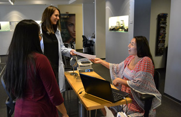 Family Feel at Rosin Eyecare