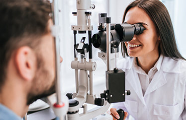 Eye Care Career Opportunity at Rosin Eyecare in Chicago